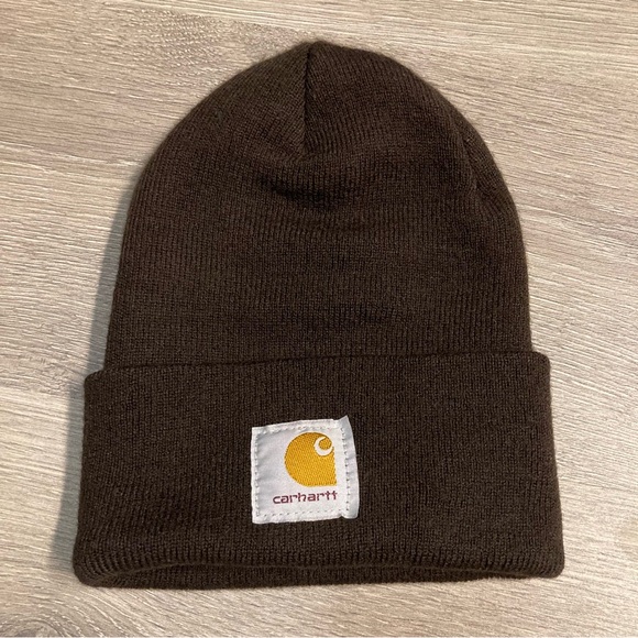 Carhartt Other - Carhartt classic brown knit beanie